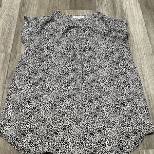 Chaus Black and White Patterned Blouse
